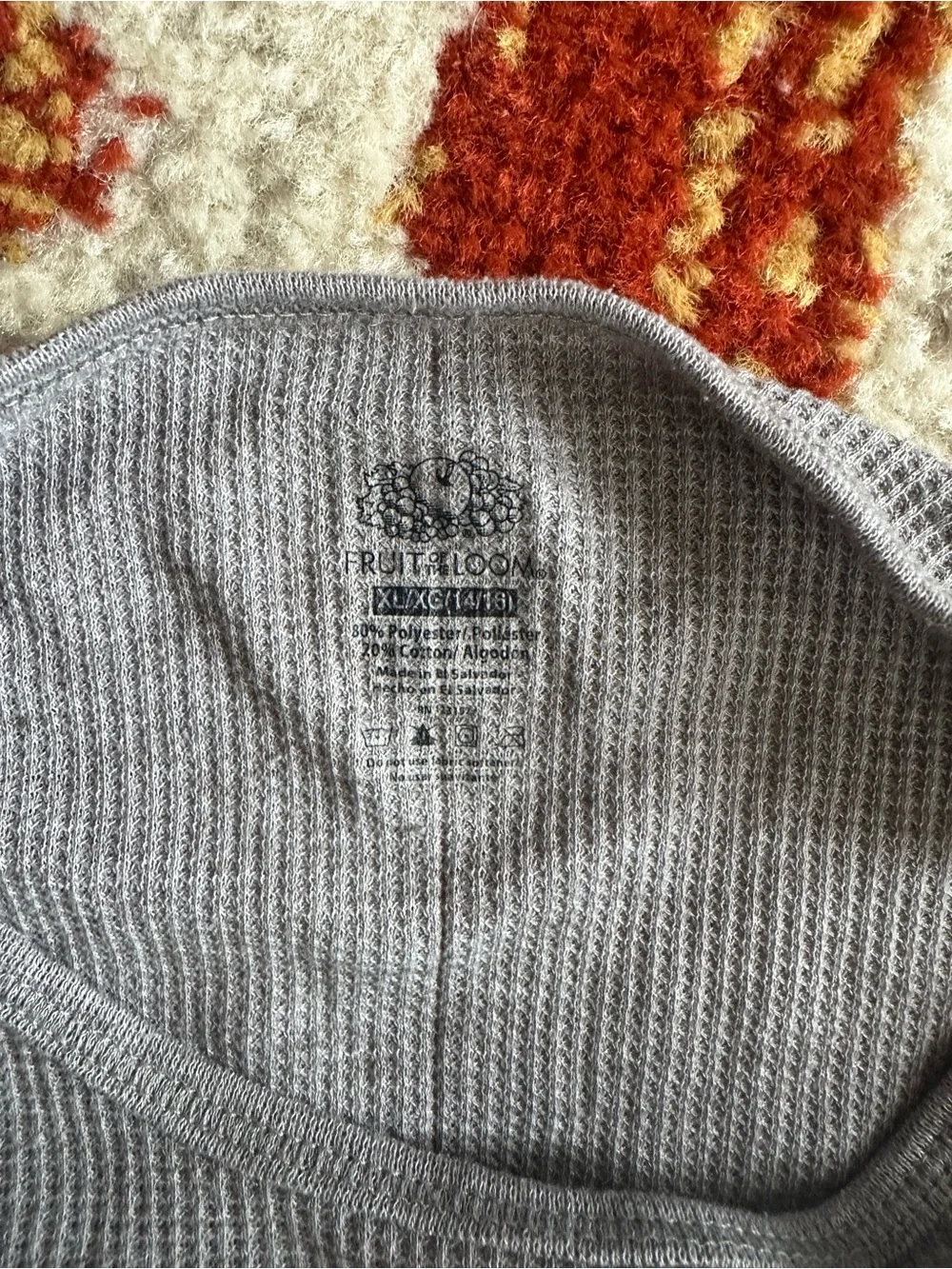 Men’s Fruit of the Loom Light Gray Waffle Thermal Top in size XL